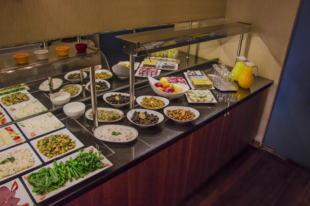 King Hotel Cankaya อังการา ภายนอก รูปภาพ